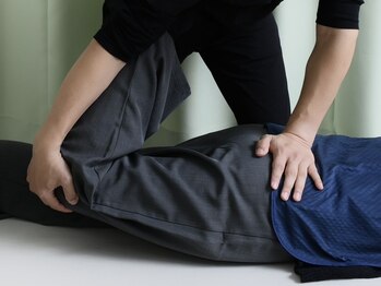 腰・骨盤まわりの施術